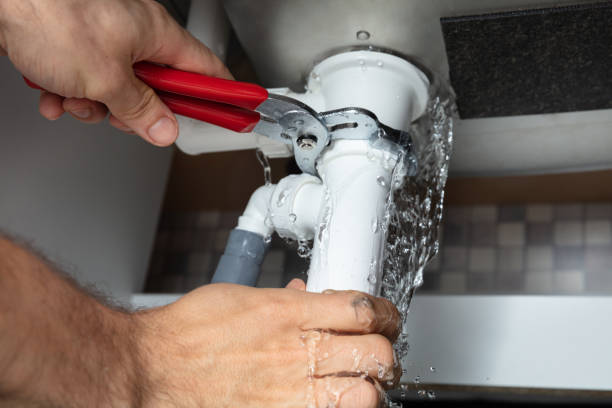 Best Water damage restoration near me  in New Windsor, MD